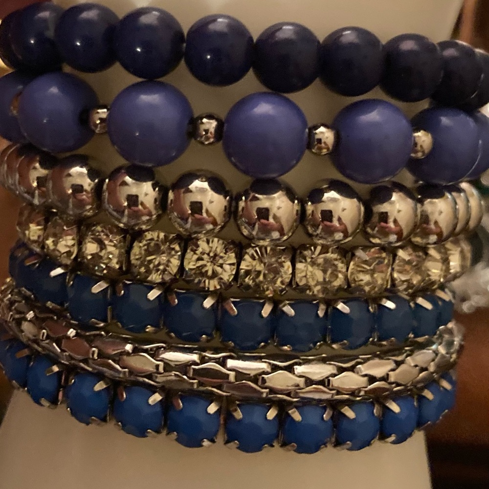 NWOT Bundle of Blue & Silver Stack Stretchy Bracelets - Picture 5 of 5